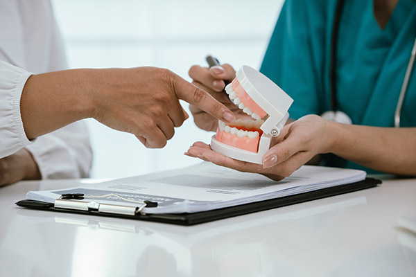 What Types Of Oral Surgery Can A General Dentist Perform?