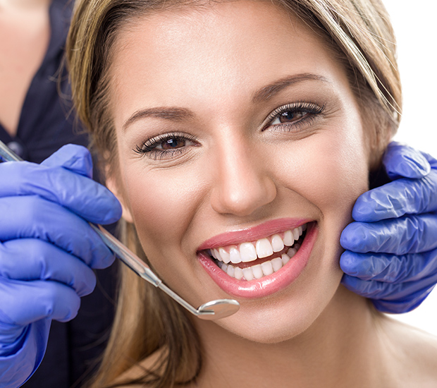Englewood Teeth Whitening at Dentist